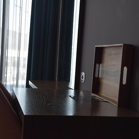 Coco Hotel Tirana Eksteriør billede