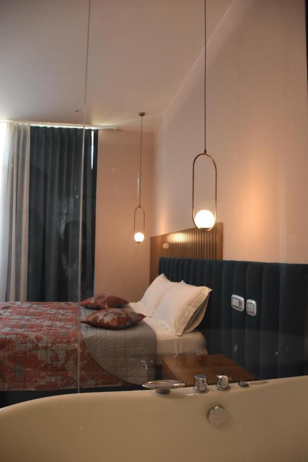 Coco Hotel Tirana Eksteriør billede