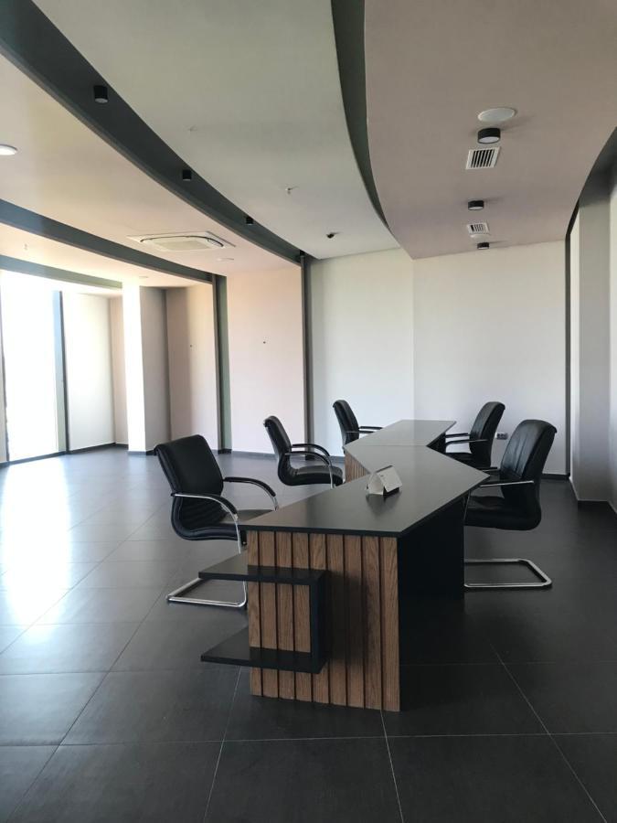 Coco Hotel Tirana Eksteriør billede